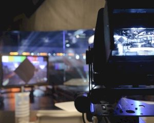 What is a Hybrid Event and How Do You Organize One?